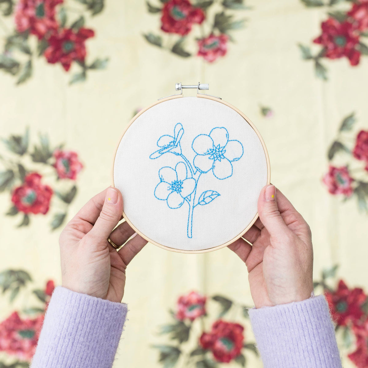 Forget Me Not Embroidery Hoop Kit